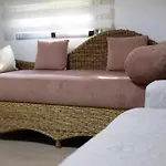 Triana Urban Apartment