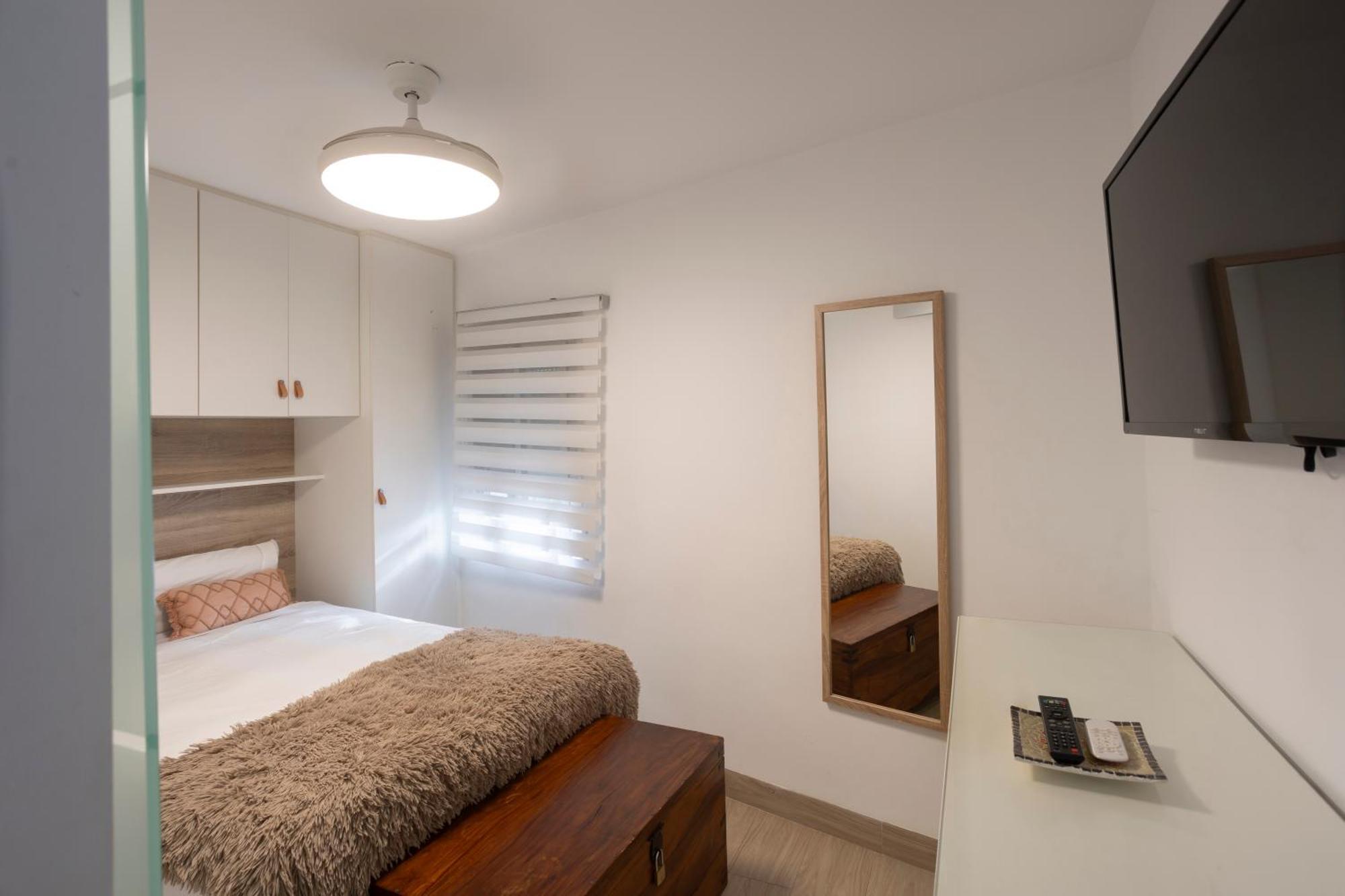 Triana Urban Appartement *